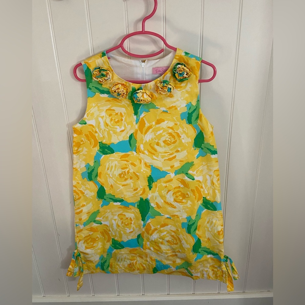 Rare Lilly find!! Sunglow First Impressions. Yellow flowers